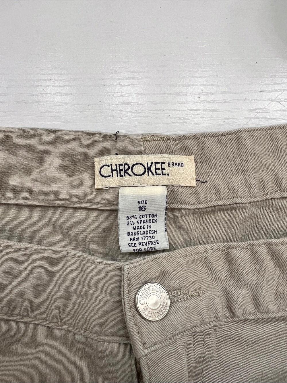 Cherokee Women's Neutral Taupe Jean Shorts - Picture 3 of 3
